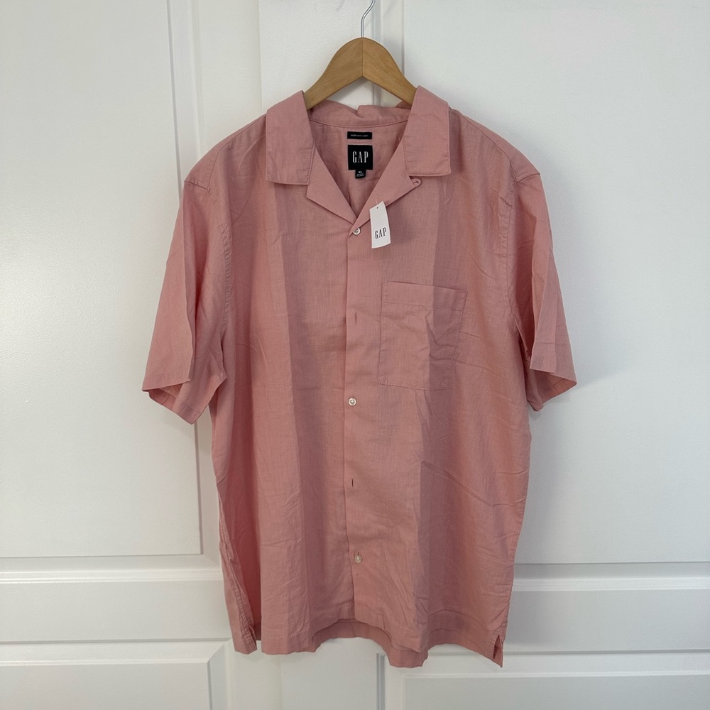 GAP Pink Short Sleeve Button Down